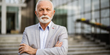 Ageless Ambition: Unraveling the Evolution of Motivation and Aging